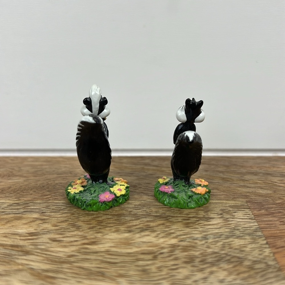 Pepe le pew and Penelope mini figurines 1999 WB - Picture 2 of 6